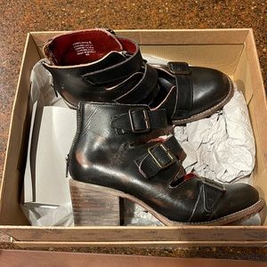 FreeBird Charlotte size 8